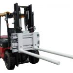 Šoninės perjungiamosios strypo rankos spaustuvai su šakiniu krautuvu