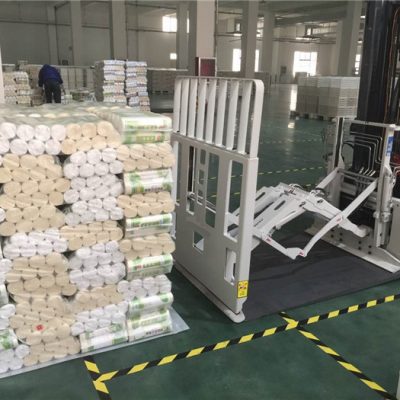 Šakinio krautuvo slydimo lapo tvirtinimas