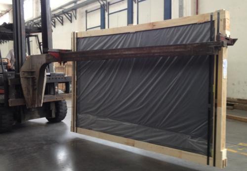 Šakinio krautuvo strypo stiklo tvarkymas